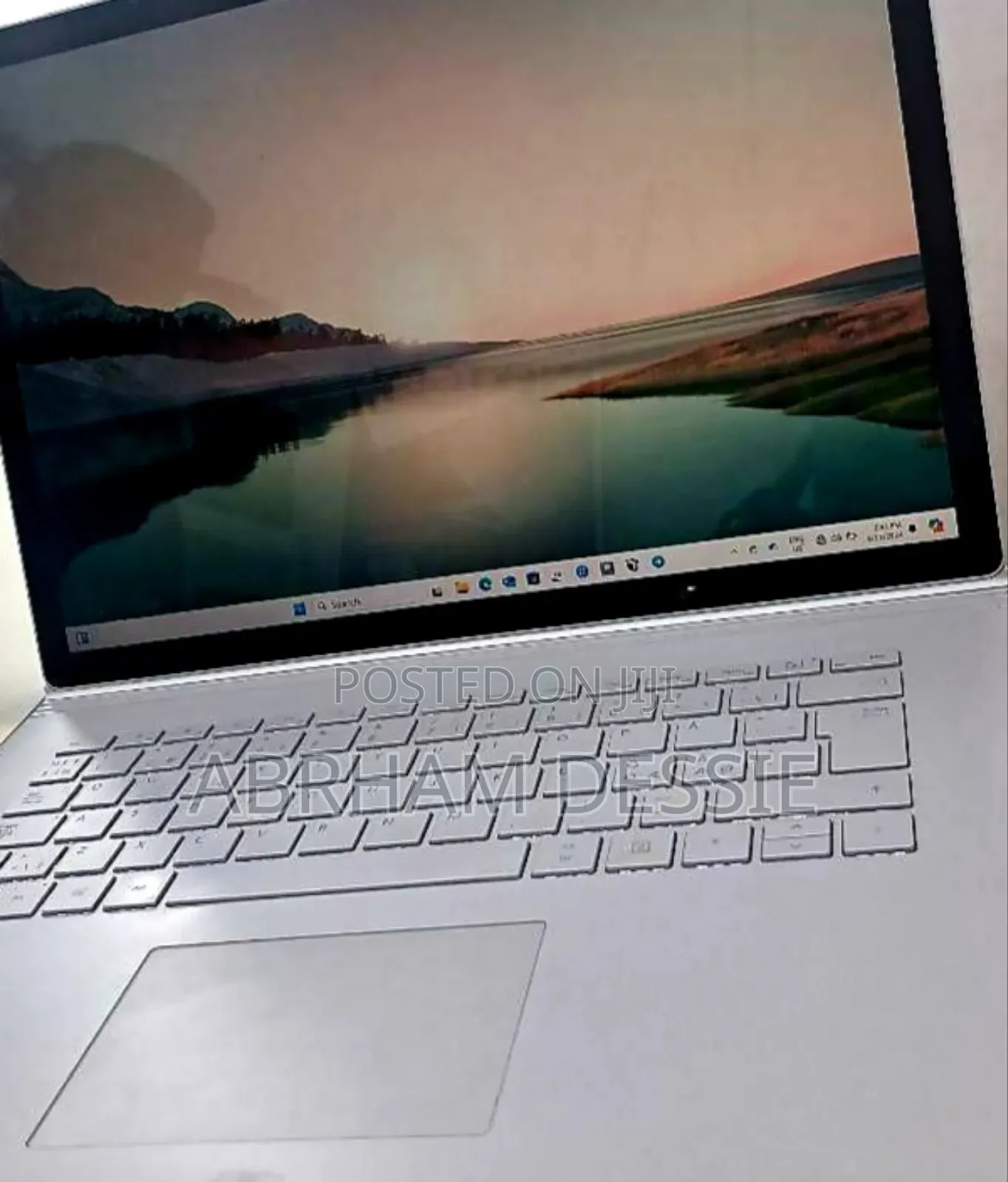 New Laptop Microsoft Surface 16GB Intel Core I7 SSD 256GB