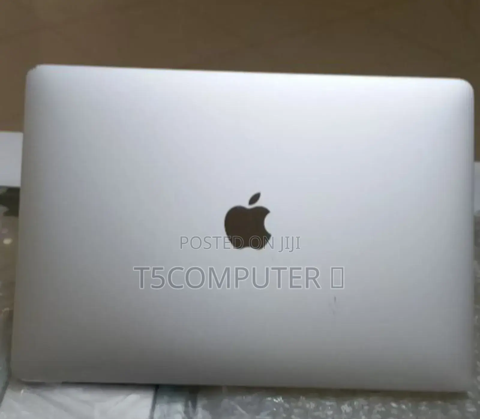 New Laptop Apple MacBook Pro 2017 8GB Intel Core I5 SSD 256GB