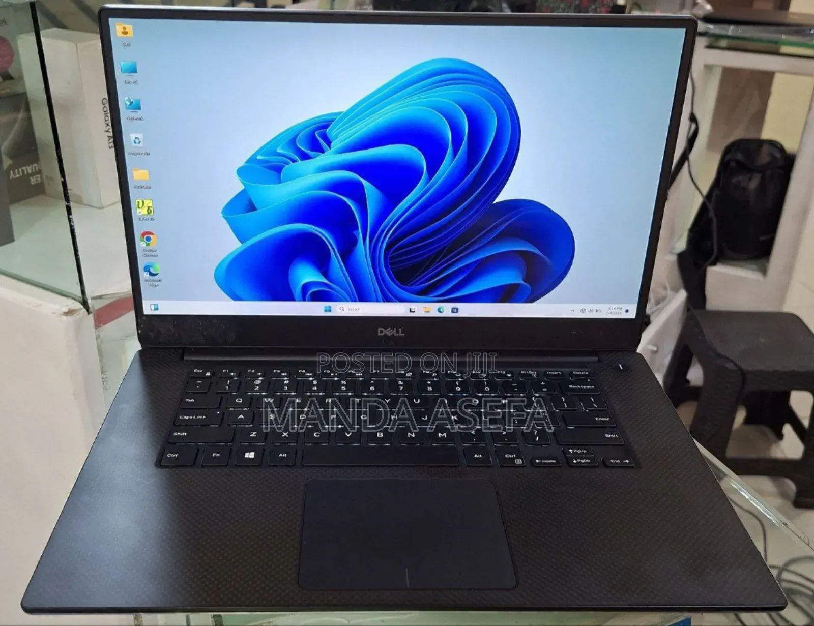 New Laptop Dell Precision 5540 16GB Intel Core I7 SSD 512GB