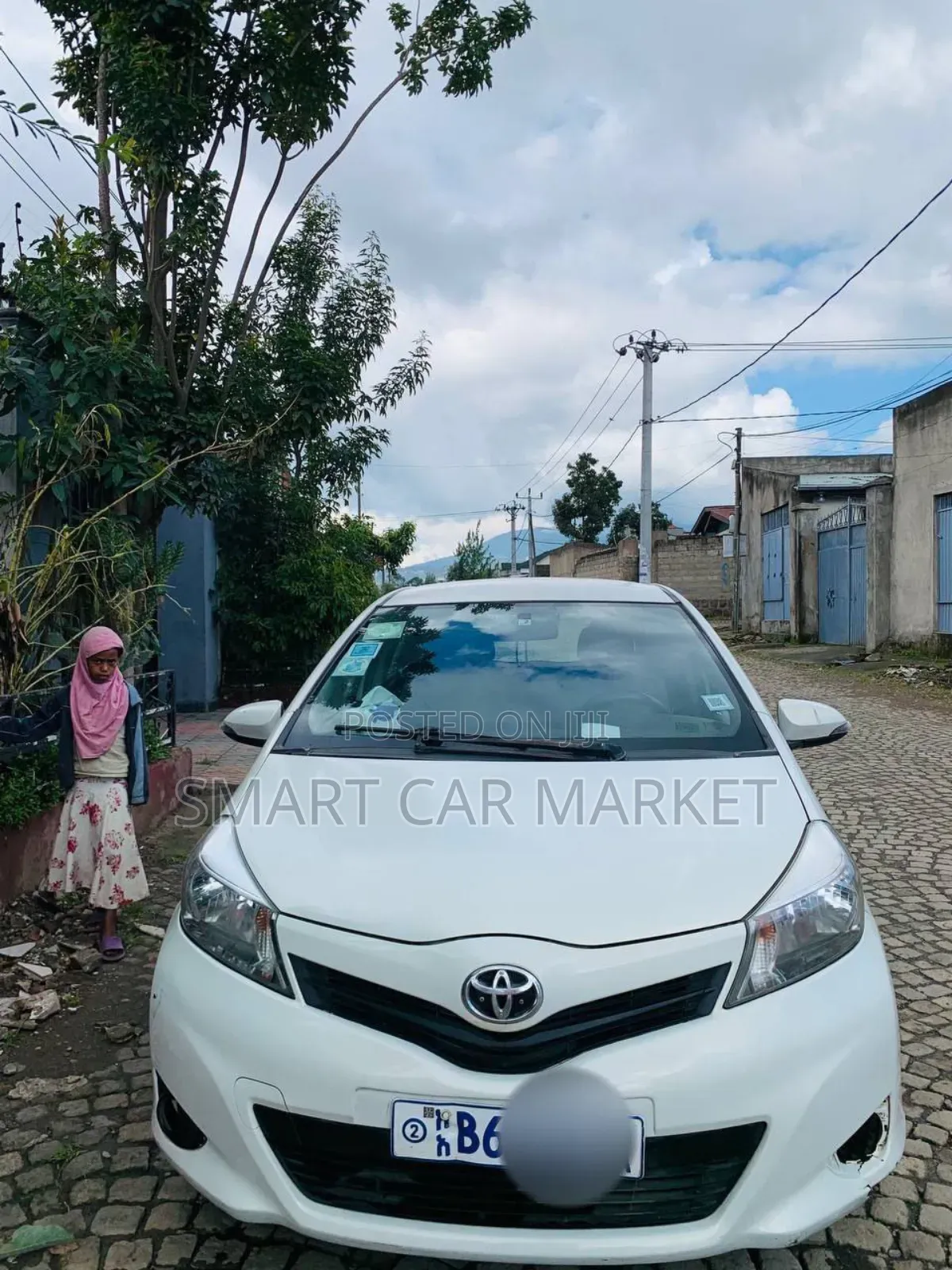Toyota Yaris 2011 White