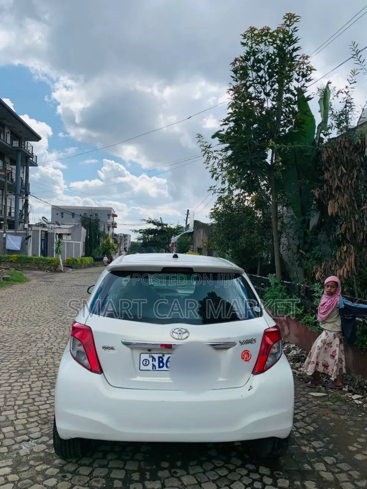 Toyota Yaris 2011 White
