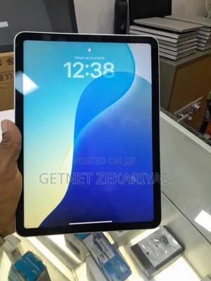 New Apple iPad Air 64 GB Silver