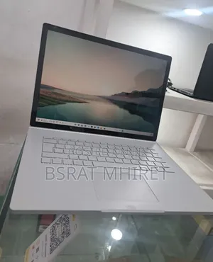 New Laptop Microsoft Surface Book 2 16GB Intel Core I7 SSD 256GB
