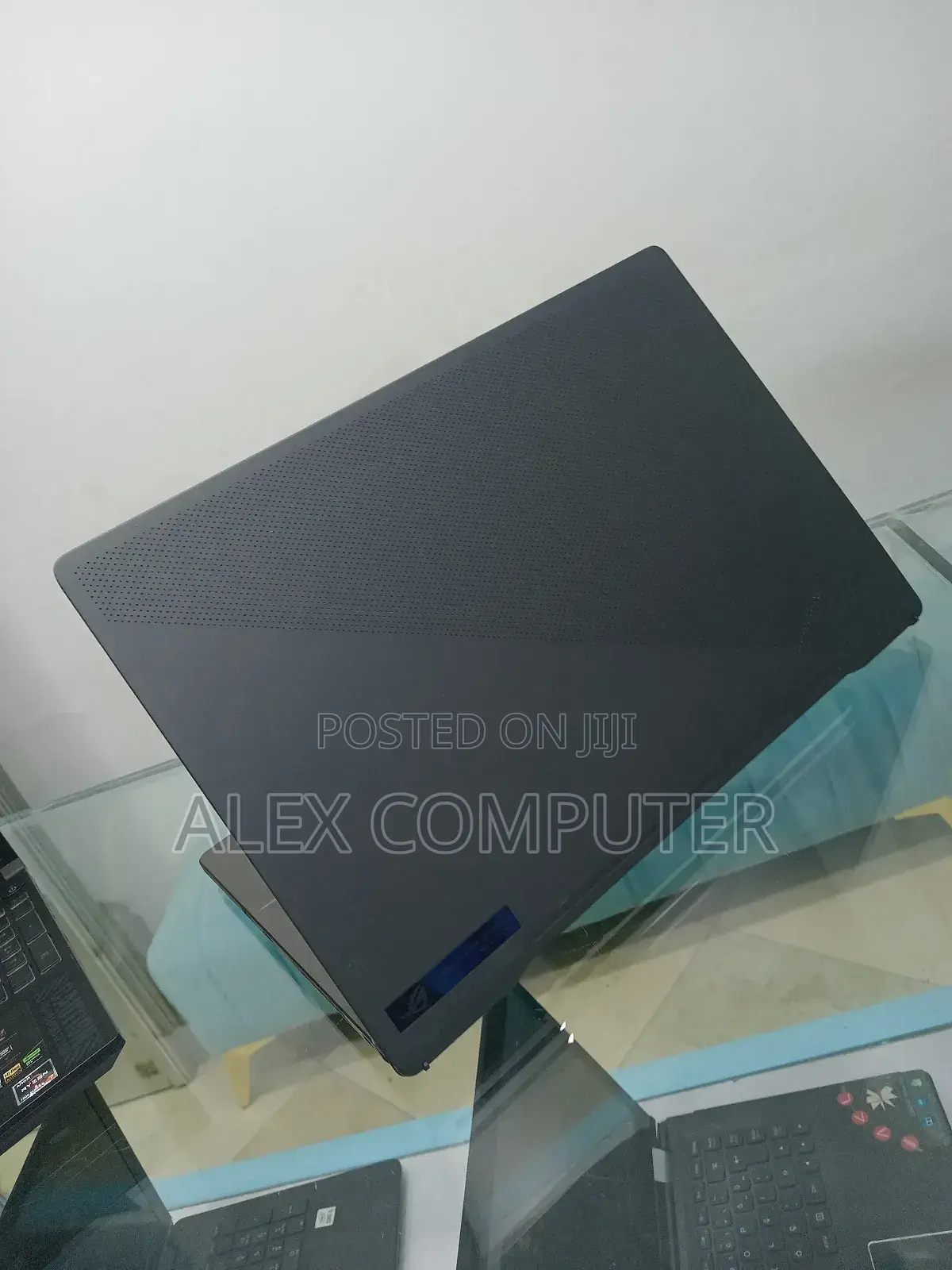 New Laptop Asus ROG Zephyrus G15 16GB AMD Ryzen 9 SSD 512GB