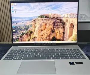 New Laptop HP 16GB Intel Core Ultra 7 SSD 1T