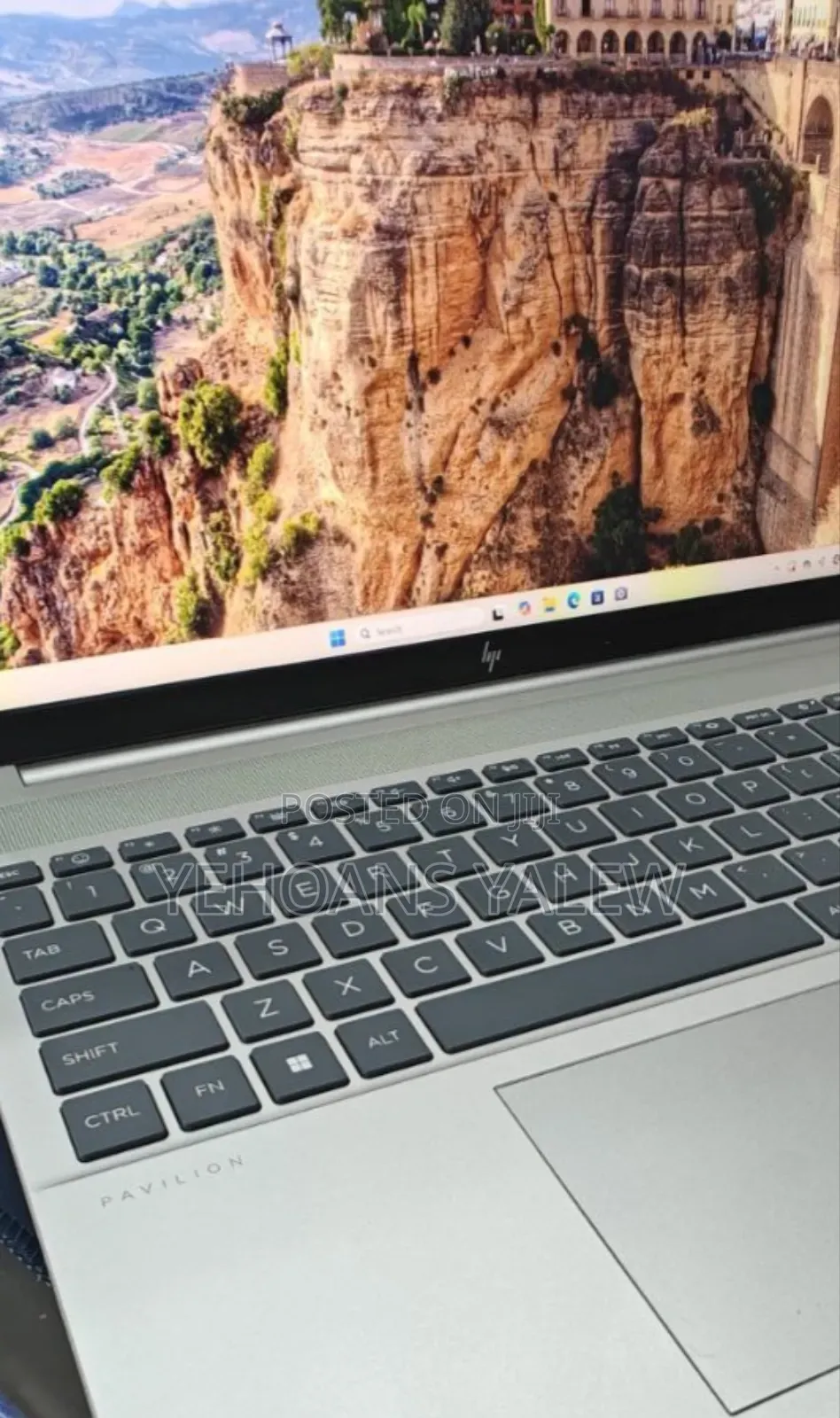 New Laptop HP 16GB Intel Core Ultra 7 SSD 1T