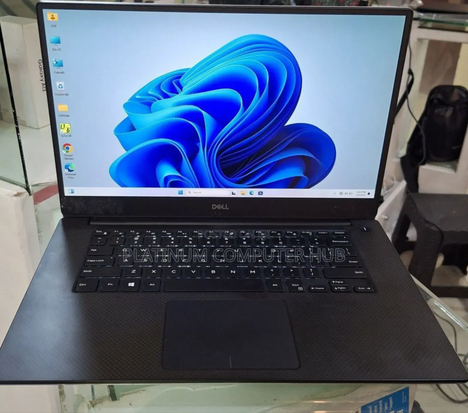 New Laptop Dell Precision 5540 16GB Intel Core I7 SSD 512GB