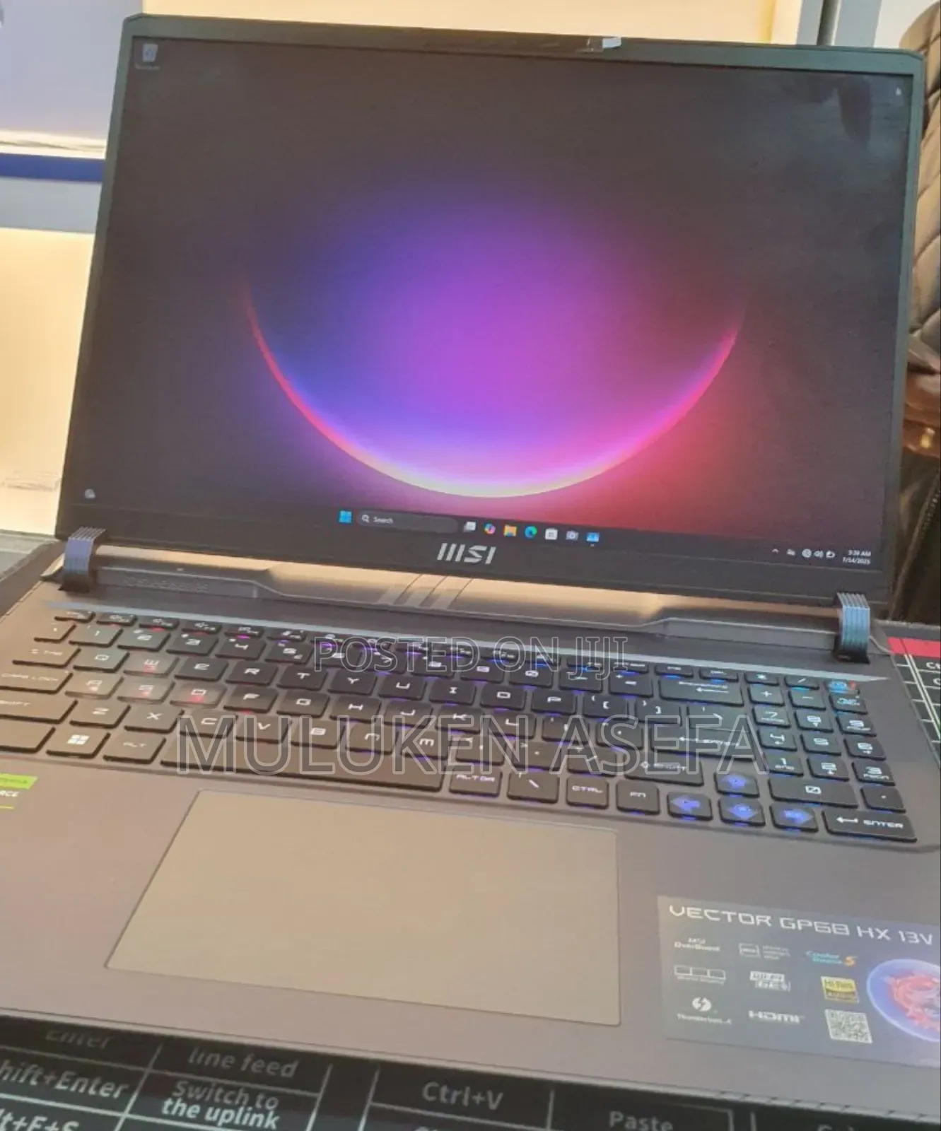 New Laptop MSI Vector 16 HX AI A2XWIG 16GB Intel Core I9 SSD 1T