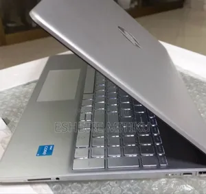 New Laptop HP 8GB Intel Core I3 SSD 1T