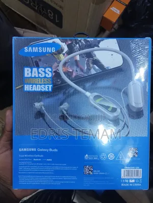 Photo - Samsung Galaxy Buds