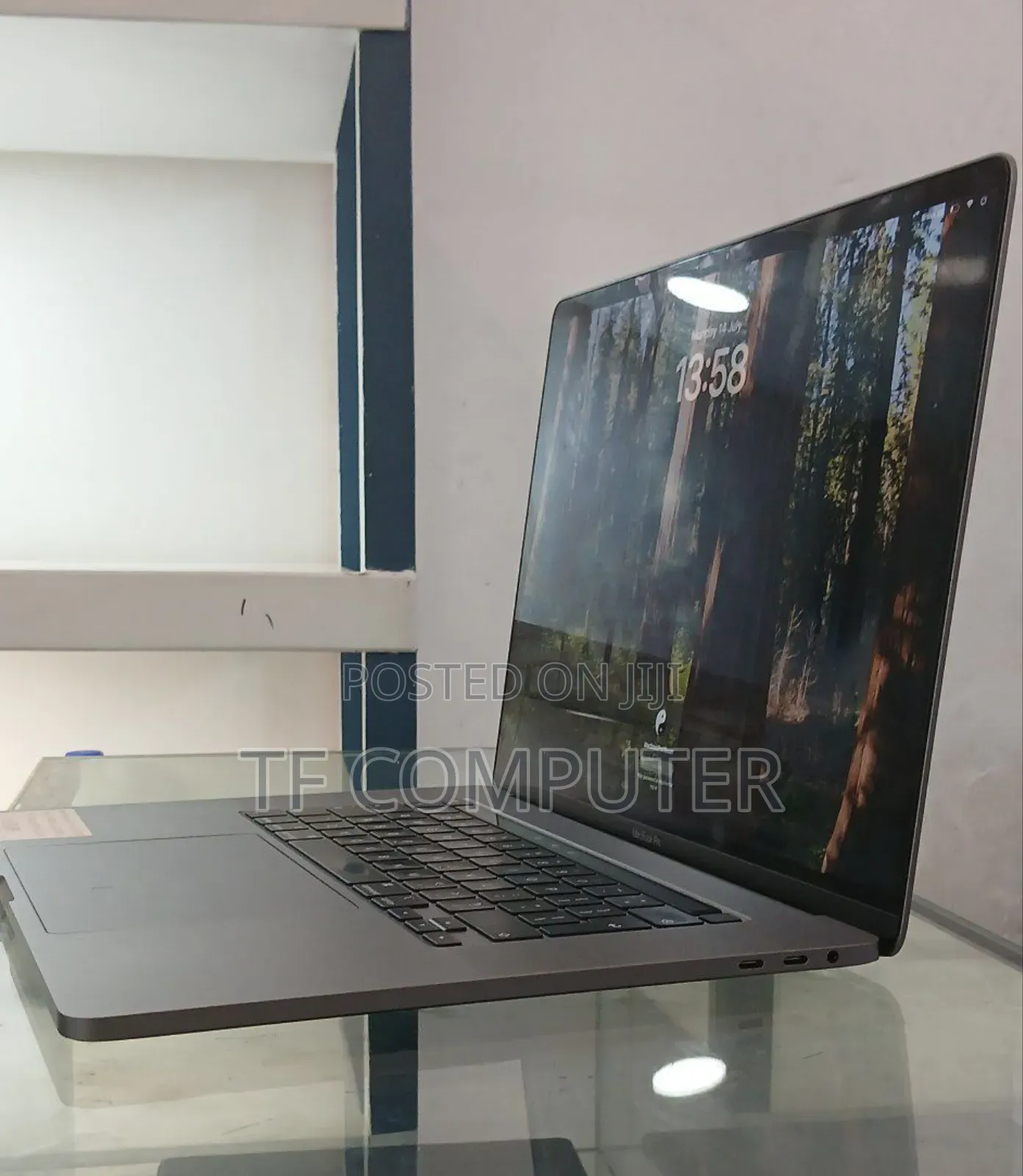 New Laptop Apple MacBook Pro 2019 32GB Intel Core I9 SSD 1T