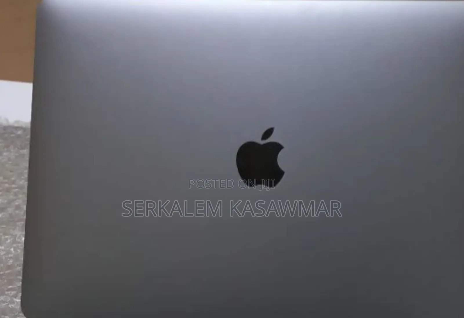 New Laptop Apple MacBook Pro 16GB Intel Core i5 SSD 512GB