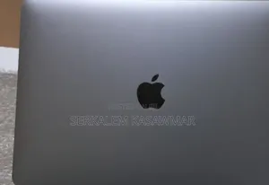 Photo - New Laptop Apple MacBook Pro 16GB Intel Core i5 SSD 512GB