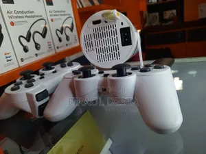 Hd Projector + 3d Games Powered by Hd + 3d