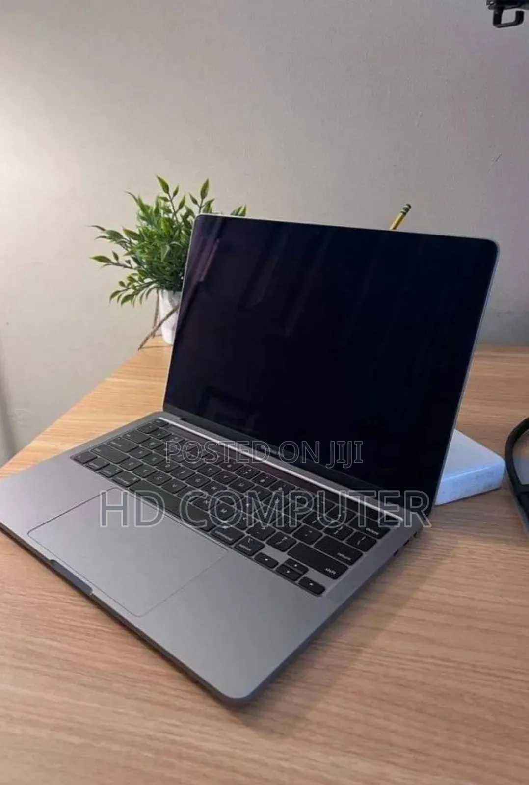 New Laptop Apple MacBook Pro 2019 16GB Intel Core I9 SSD 1T