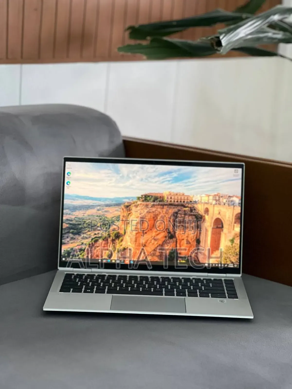 New Laptop HP EliteBook X360 1040 G7 16GB Intel Core I7 SSD 512GB