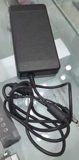 Photo - Hp Blue Pin 230w