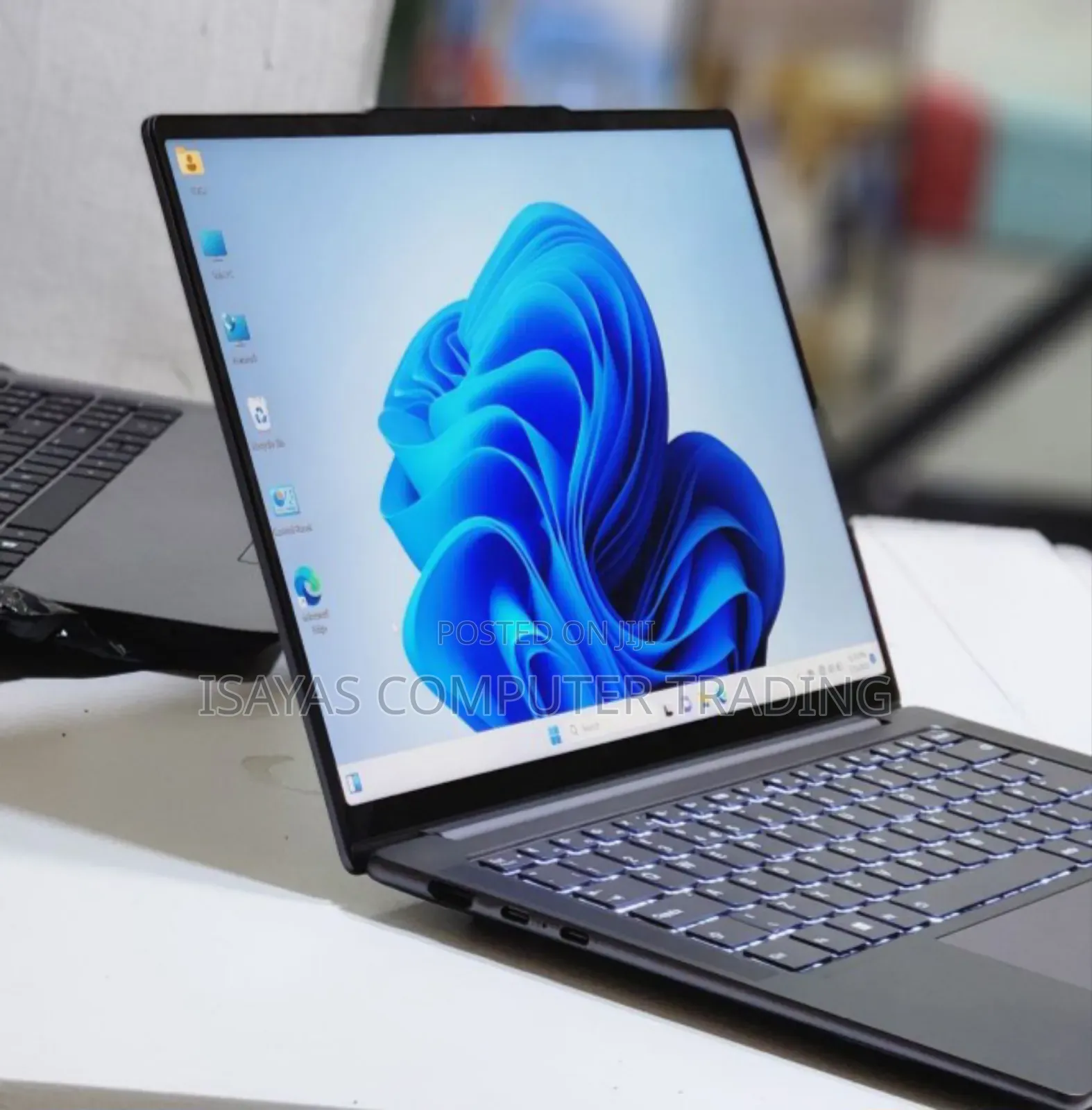 New Laptop Lenovo ThinkPad Yoga 32GB Intel Core I7 SSD 1T