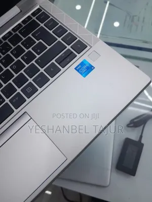 New Laptop HP EliteBook 1040 G8 16GB Intel Core I5 SSD 512GB