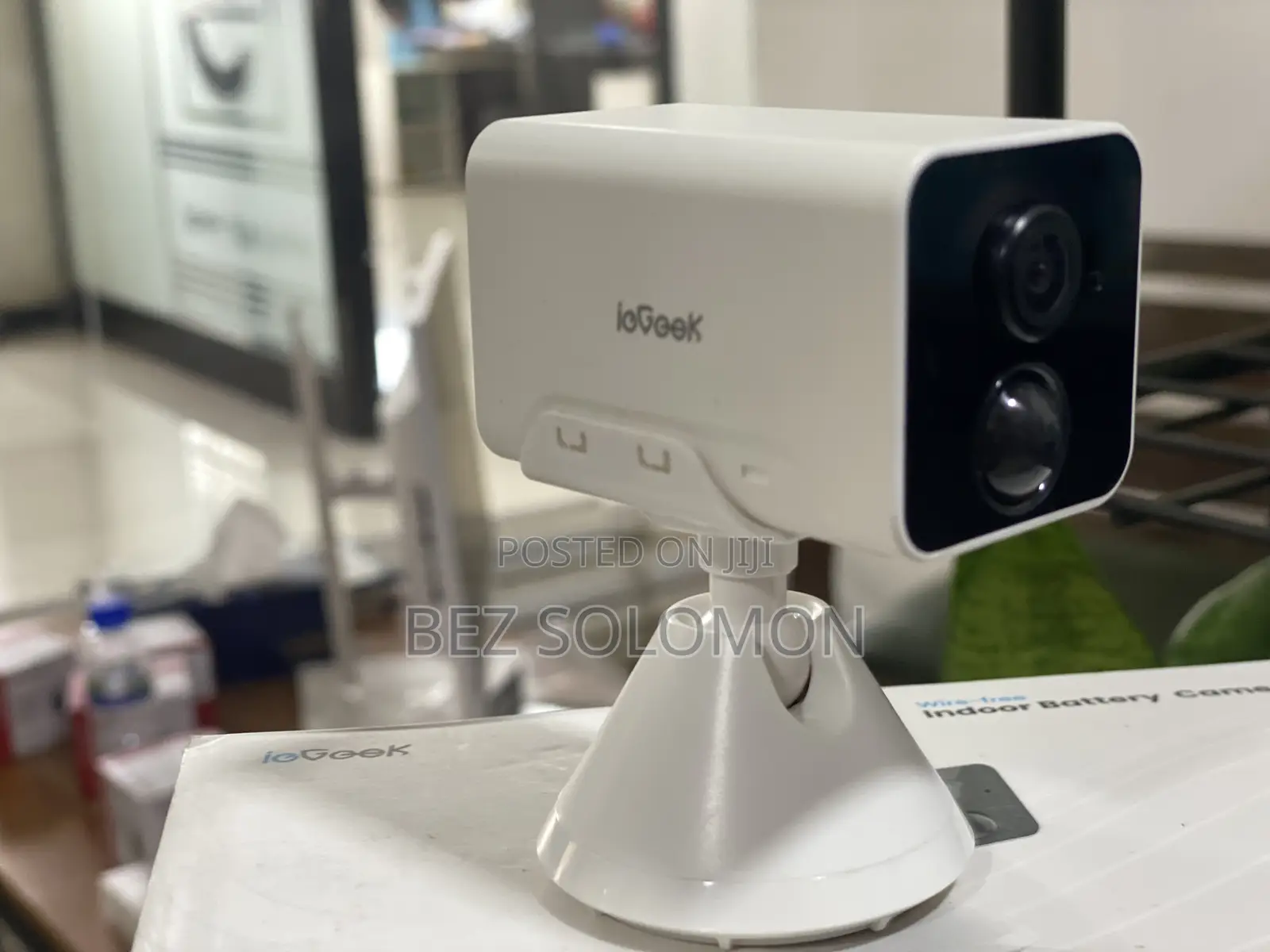 ለቤትዎ ወይም ለቢሮ 2 ካሜራ በአንድ የያዘ ባትሪ ያለዉ 3mp ኦርጅናል ካሜራ Indoor 2 in One