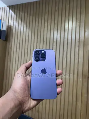 Photo - Apple iPhone 14 Pro 128 GB Purple
