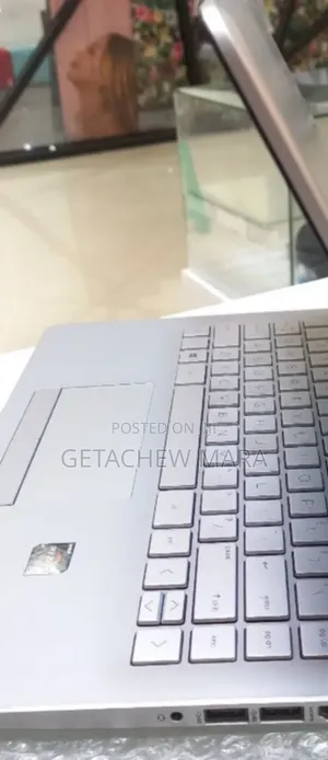 New Laptop HP Stream Notebook 8GB AMD Ryzen 5 SSD 512GB