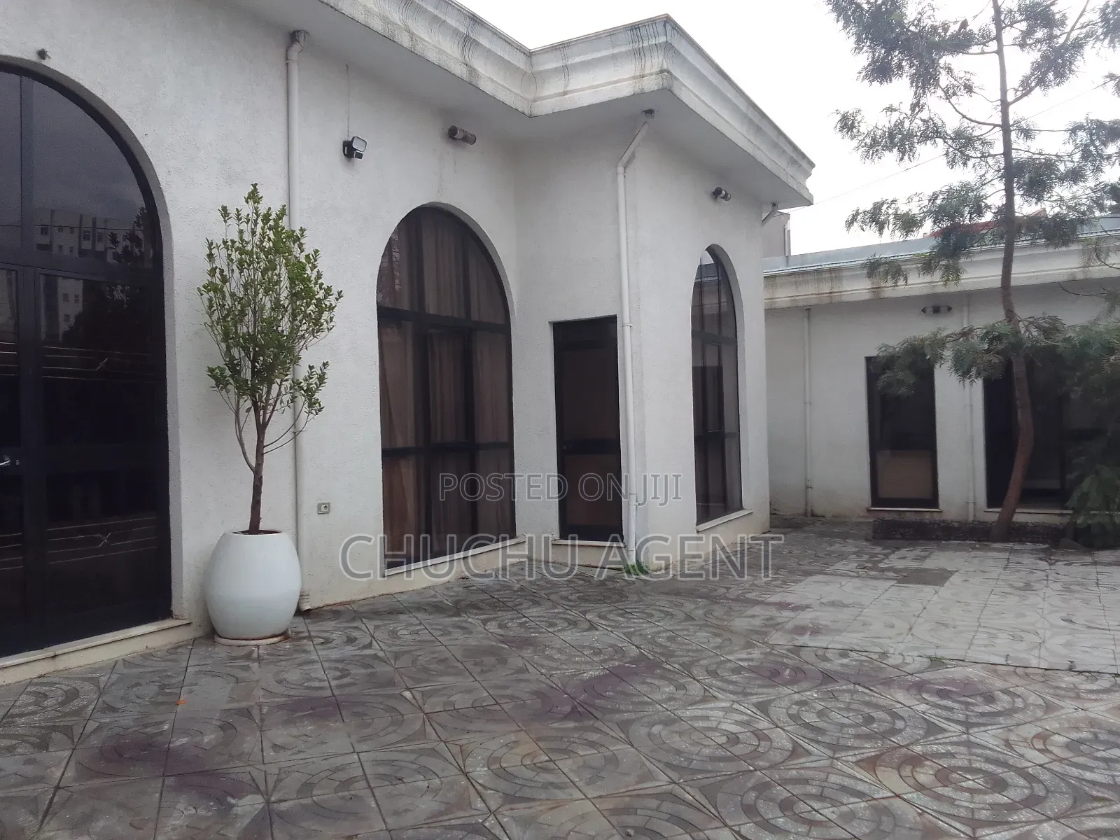Furnished 3bdrm House in Bole for rent