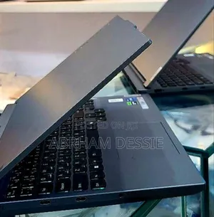 New Laptop Lenovo 16GB Intel Core I7 SSD 1T