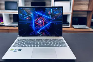 New Laptop HP Pavilion 15 16GB Intel Core I7 SSD 1T