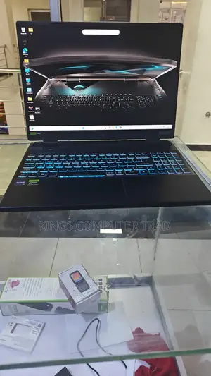 New Laptop Acer Predator Helios 300 16GB Intel Core I9 SSD 1T