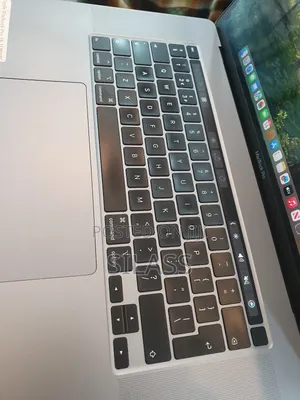 New Laptop Apple MacBook Pro 2019 16GB Intel Core I9 SSD 1T