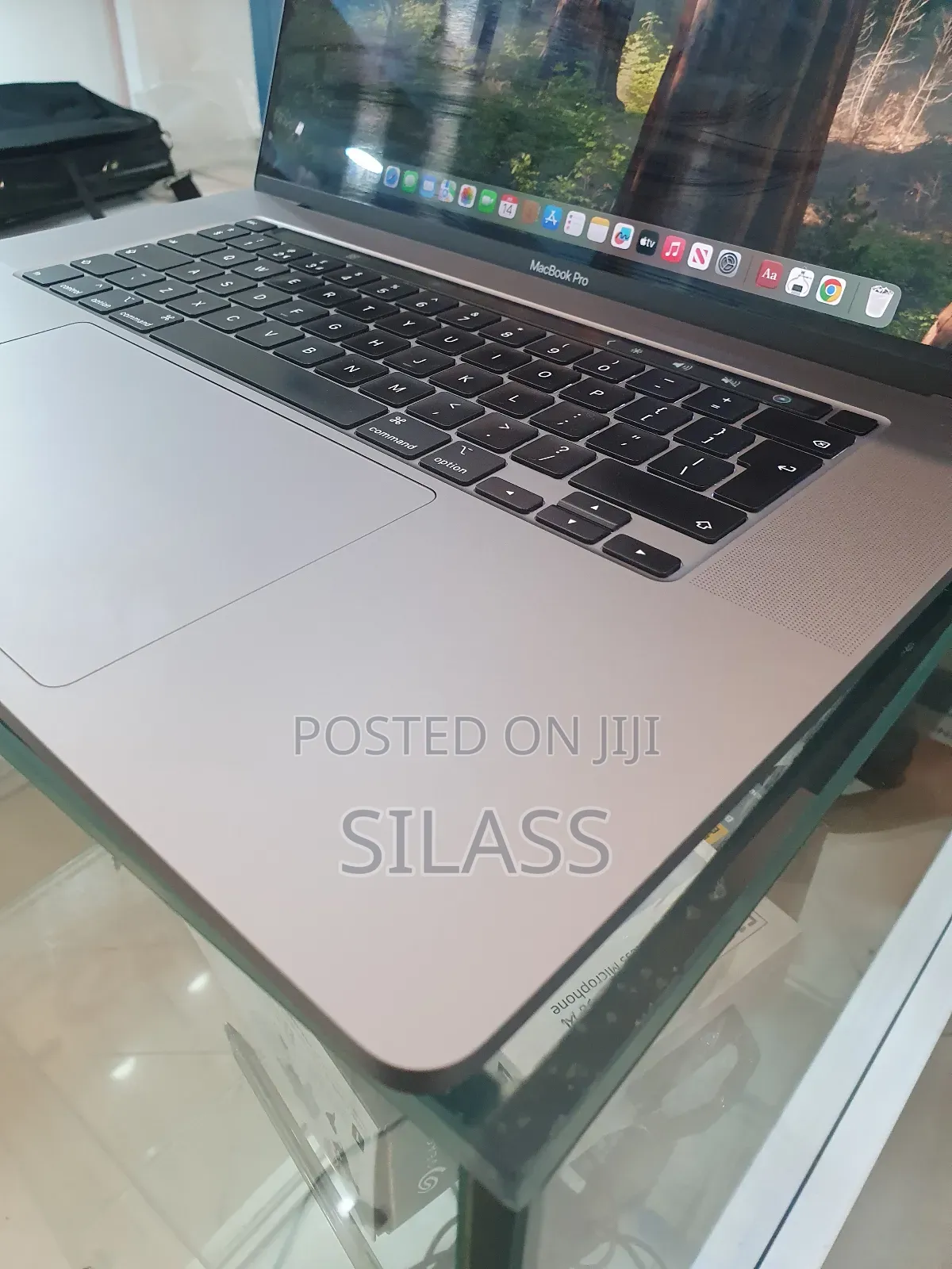 New Laptop Apple MacBook Pro 2019 16GB Intel Core I9 SSD 1T