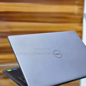 Photo - New Laptop Dell Vostro 1014 8GB Intel Core I5 SSD 256GB