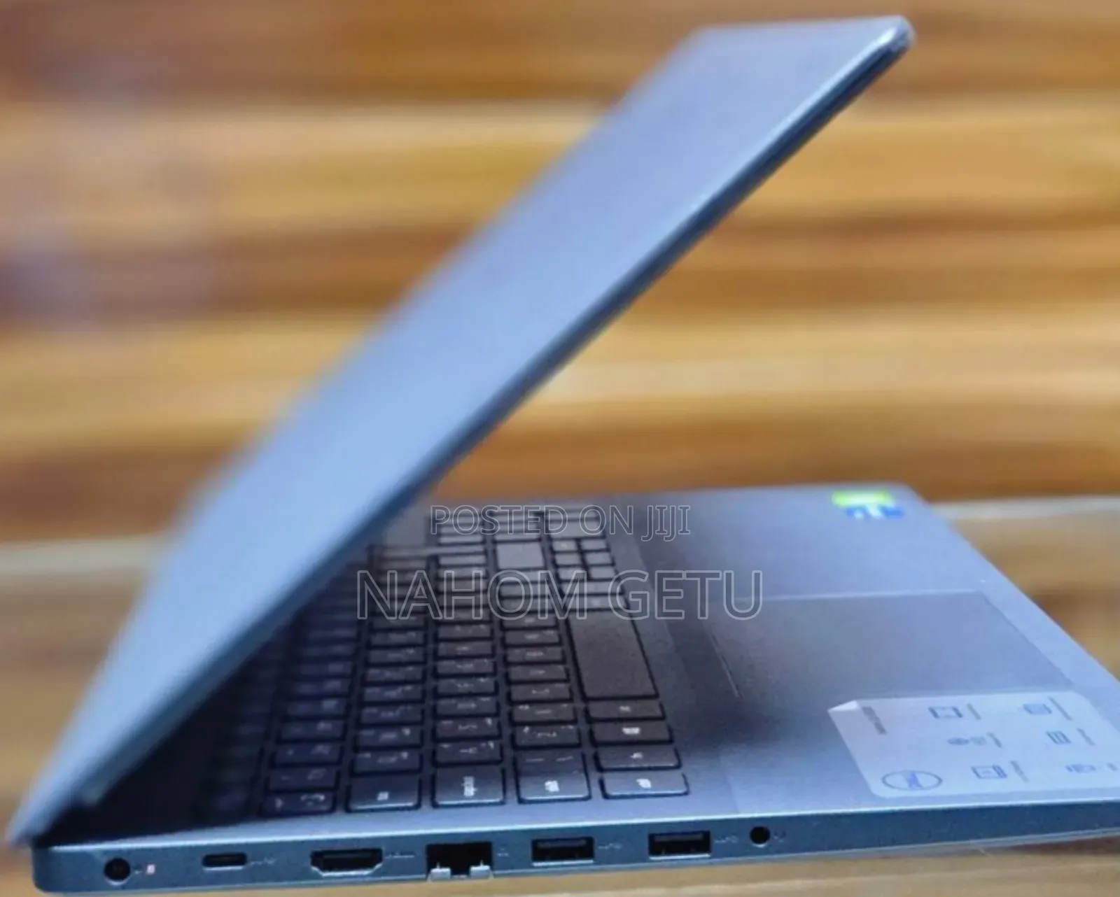 New Laptop Dell Inspiron 15 8GB Intel Core I5 SSD 512GB