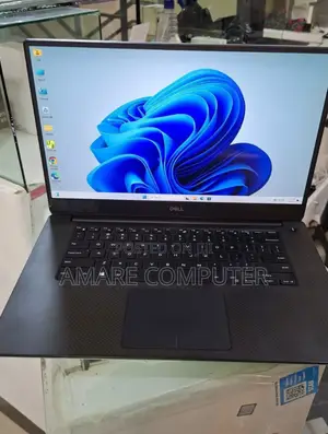 Photo - New Laptop Dell Precision 5540 16GB Intel Core I7 SSD 512GB