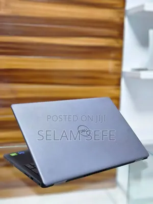 New Laptop Dell Vostro 3000 8GB Intel Core I5 SSD 512GB