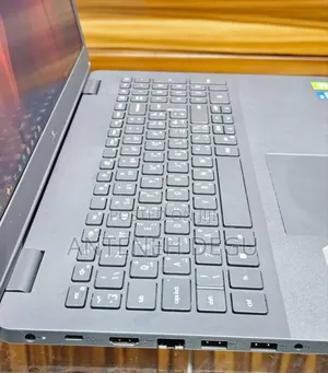 New Laptop Dell Vostro 3000 8GB Intel Core I5 SSD 512GB