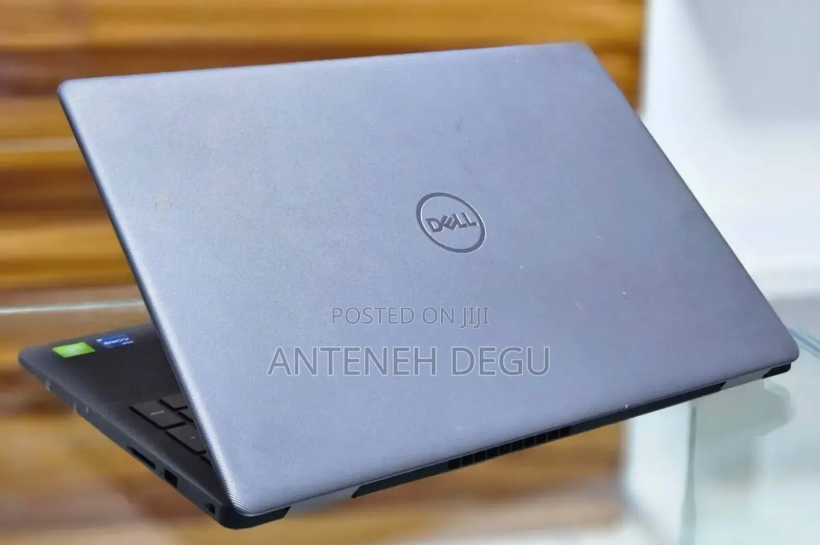 New Laptop Dell Vostro 3000 8GB Intel Core I5 SSD 512GB