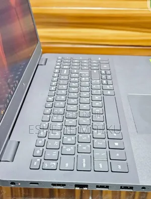 New Laptop Dell Vostro 15 3000 8GB Intel Core I5 SSD 512GB