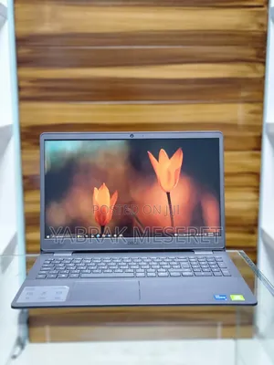 Photo - New Laptop Dell Vostro 3000 8GB Intel Core I5 SSD 512GB