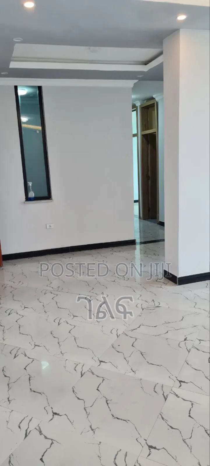 3bdrm Apartment in የማህበር አፓርታማ, Bole for sale