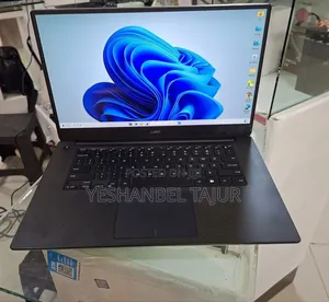 New Laptop Dell Precision 5540 16GB Intel Core I7 SSD 512GB