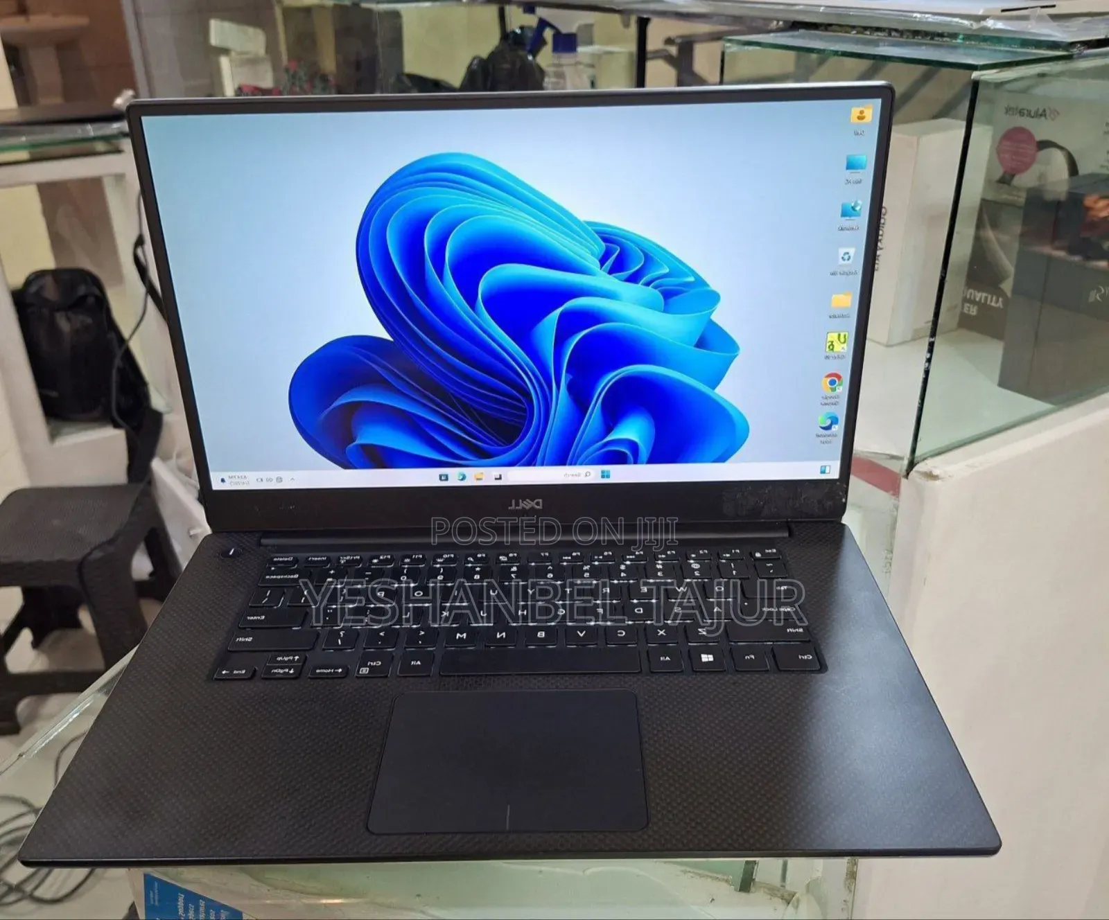 New Laptop Dell Precision 5540 16GB Intel Core I7 SSD 512GB