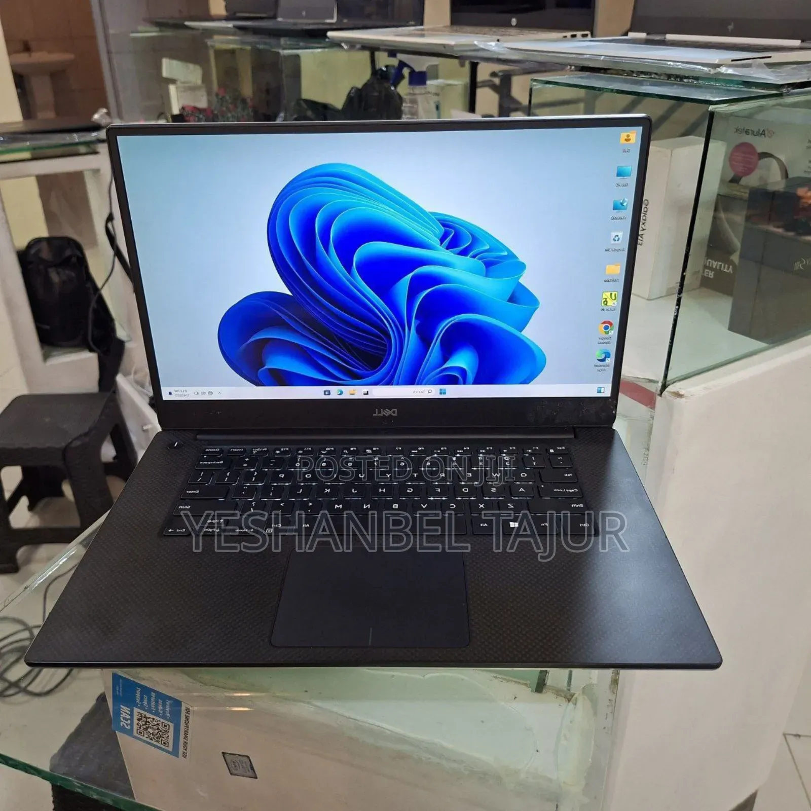 New Laptop Dell Precision 5540 16GB Intel Core I7 SSD 512GB