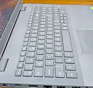 New Laptop Dell Vostro 15 3000 8GB Intel Core I5 SSD 512GB