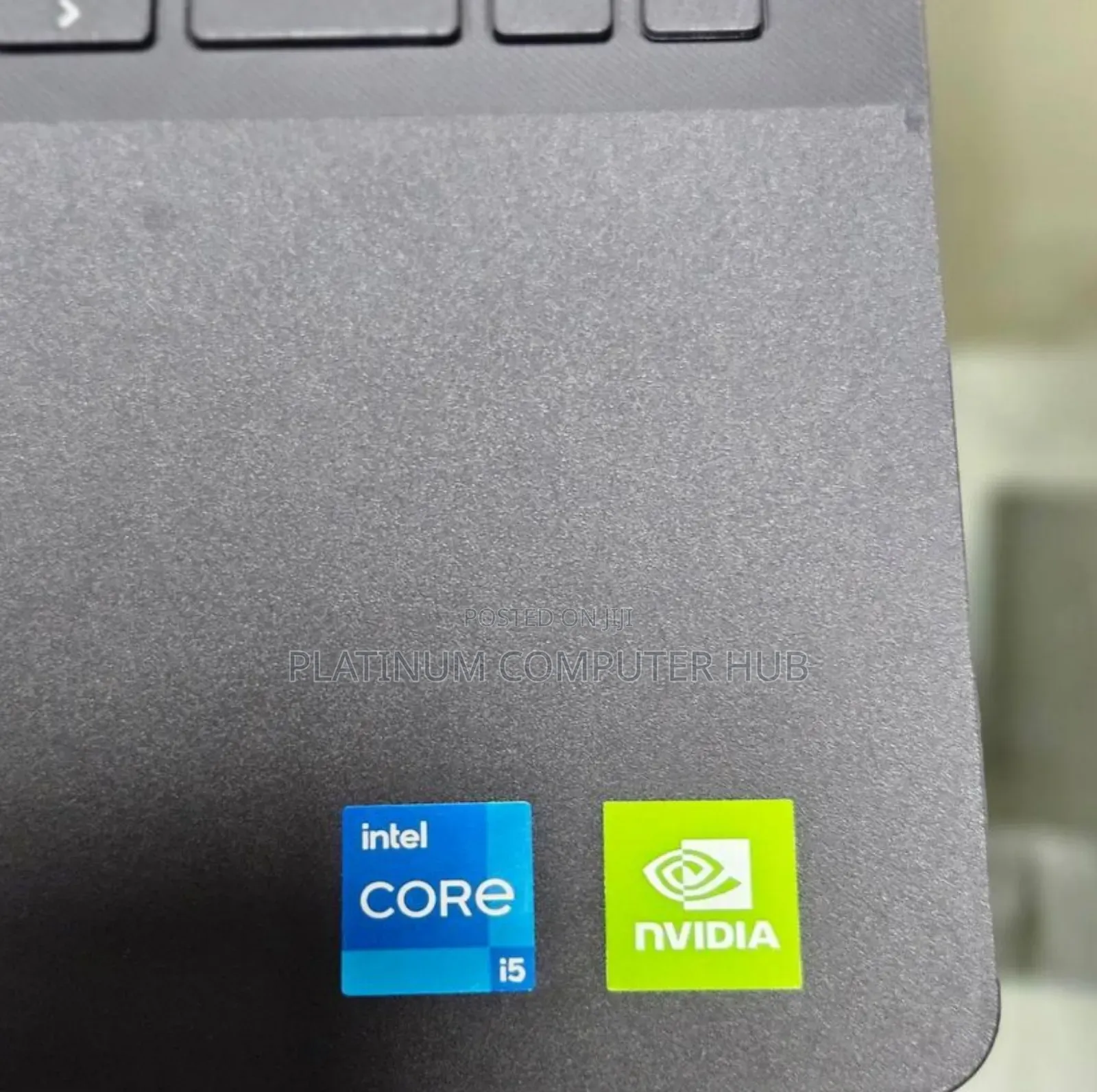 New Laptop Dell Vostro 15 3000 8GB Intel Core I5 SSD 512GB