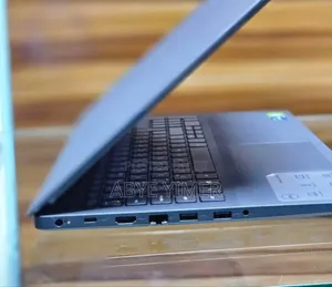 New Laptop Dell Vostro 15 3549 8GB Intel Core I5 SSD 512GB