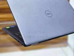 New Laptop Dell Vostro 15 3549 8GB Intel Core I5 SSD 512GB