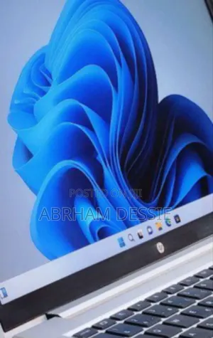 New Laptop HP EliteBook 840 G8 16GB Intel Core I5 SSD 512GB