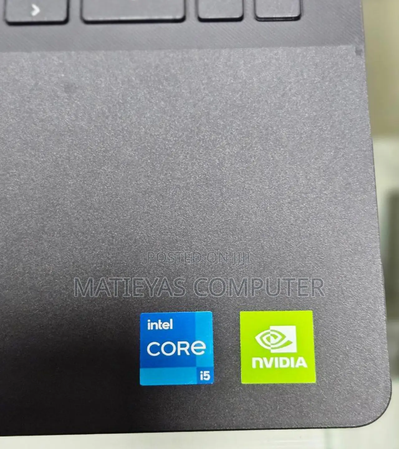 New Laptop Dell Vostro 15 3000 8GB Intel Core I5 SSD 512GB